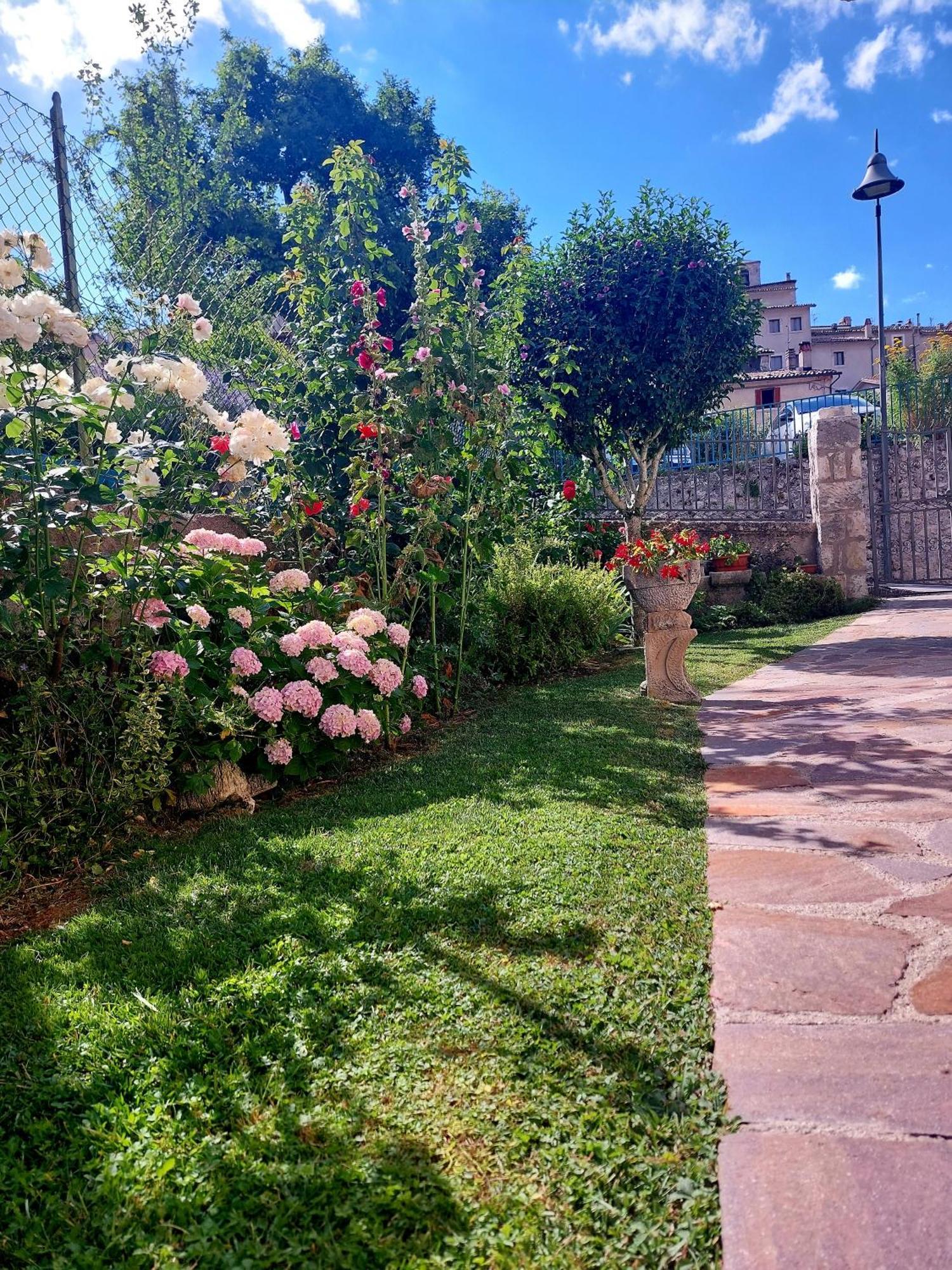 A Due Passi Dai Lupi Villa Civitella Alfedena Exteriör bild